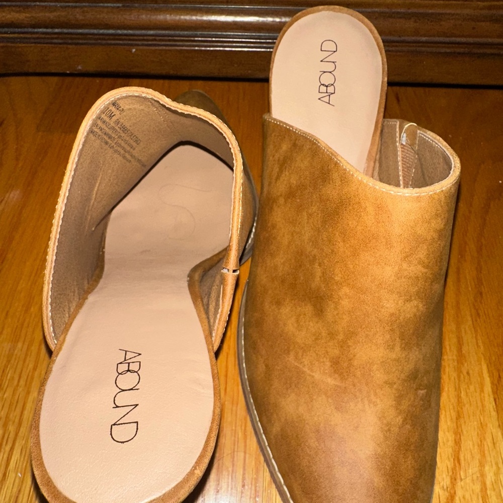 NEVER WORN Abound Tan Mules for Women